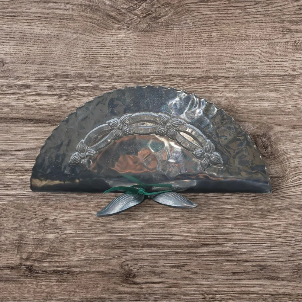 1950 Aluminum VTG Hand Forged Embossed Napkin / Letter Holder Fan Shaped Floral‎